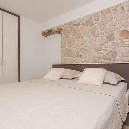 Apartmani Mustaca Dvori بريفلاكا المظهر الخارجي الصورة