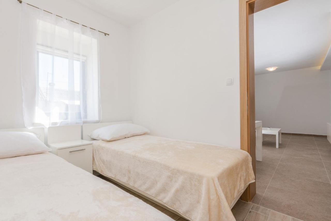 Apartmani Mustaca Dvori بريفلاكا المظهر الخارجي الصورة