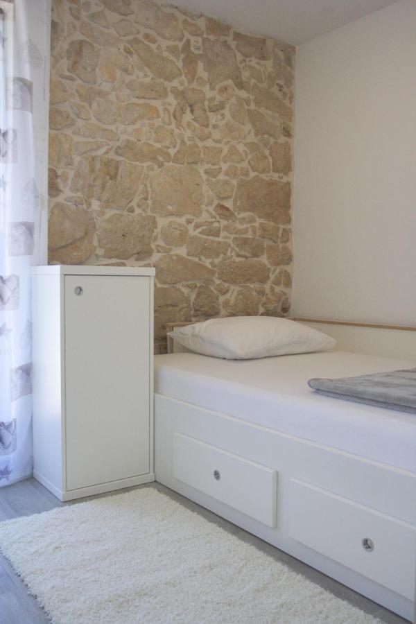 Apartmani Mustaca Dvori بريفلاكا المظهر الخارجي الصورة