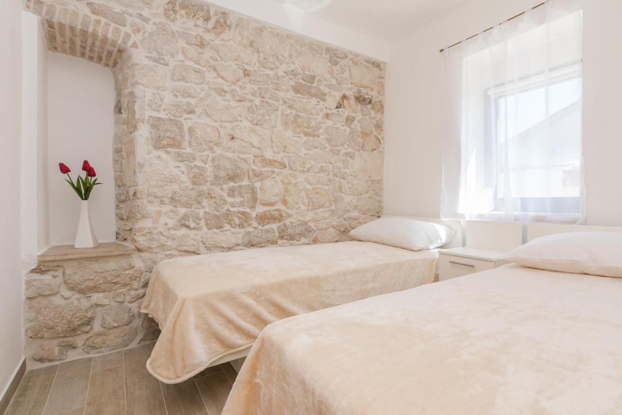 Apartmani Mustaca Dvori بريفلاكا المظهر الخارجي الصورة